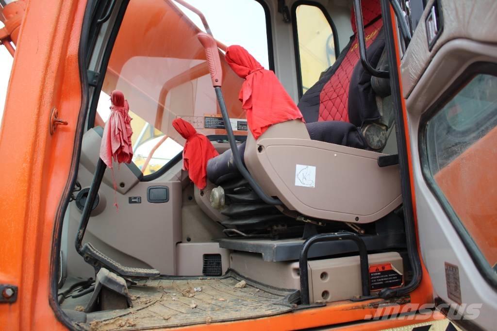 Doosan 220 LC-7 Гусеничные экскаваторы