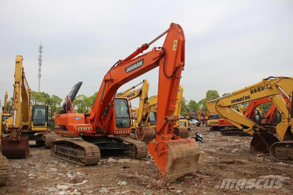 Doosan 220 LC-7 Гусеничные экскаваторы