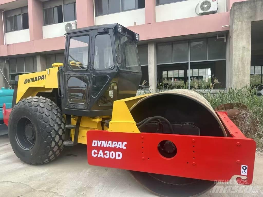 Dynapac CA 30 D Грунтовые катки