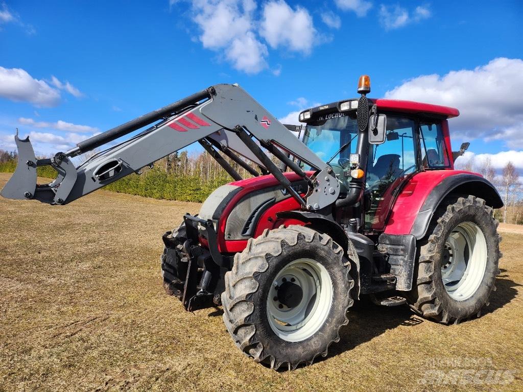 Valtra N122 Versu Трактора