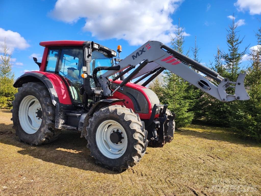 Valtra N122 Versu Трактора