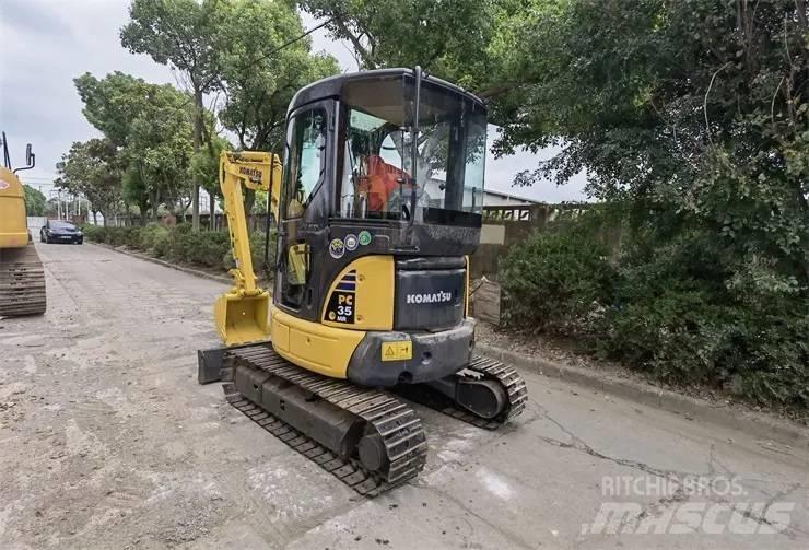 Komatsu PC35 Гусеничные экскаваторы