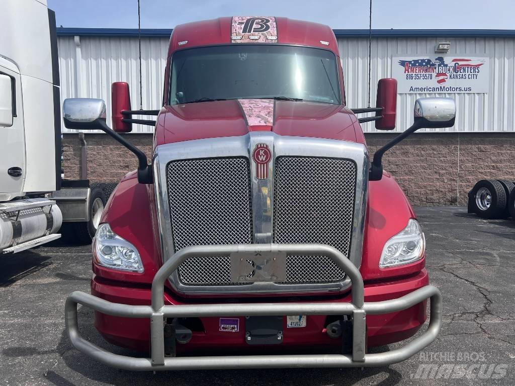 Kenworth T 680 Седельные тягачи