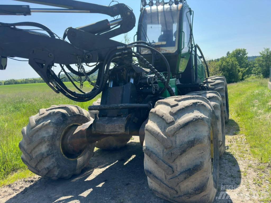 John Deere 1470 E Харвестеры