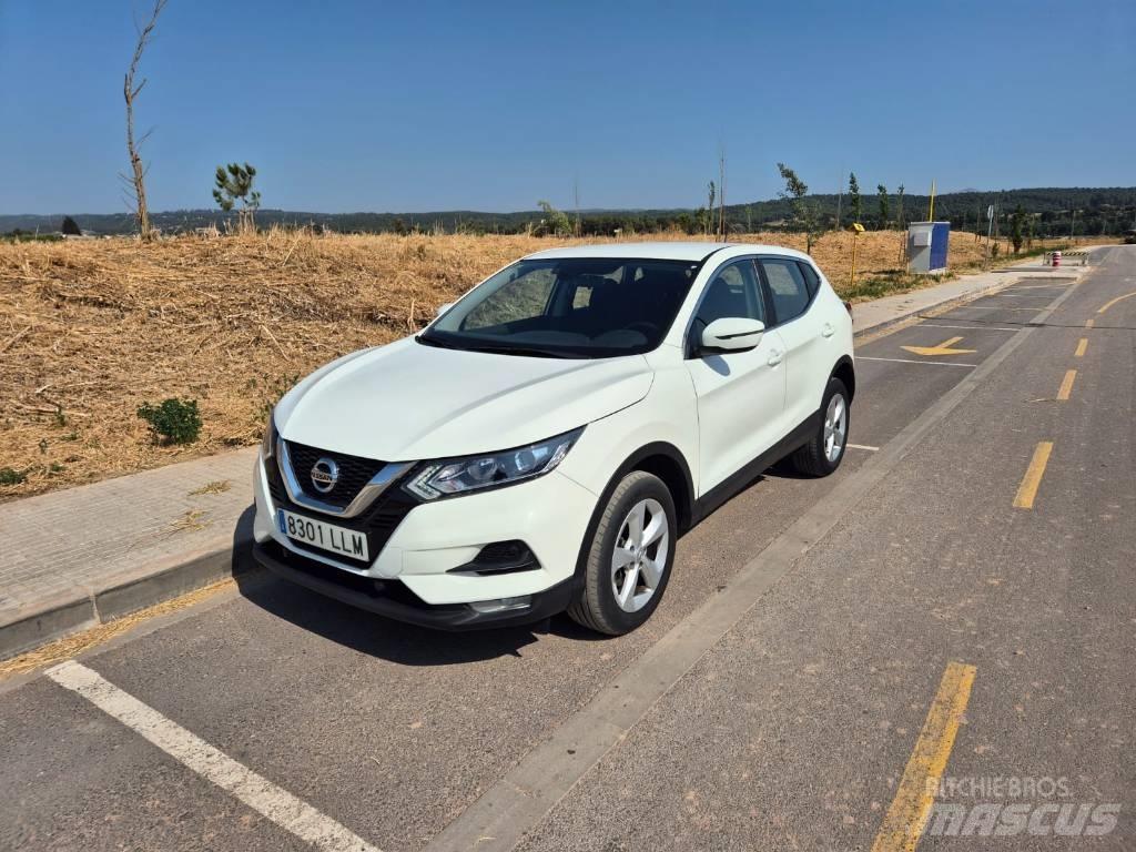 Nissan Qashqai Легковые автомобили