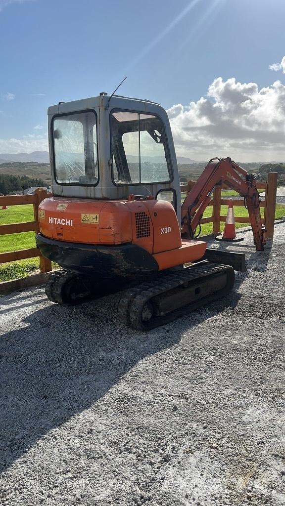 Hitachi Ex30-1 Мини-экскаваторы