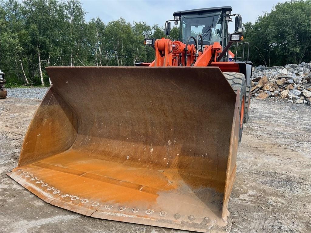 Hitachi ZW 310-6 Фронтальные погрузчики
