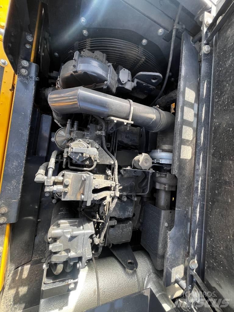 Komatsu PC 450-8 Гусеничные экскаваторы