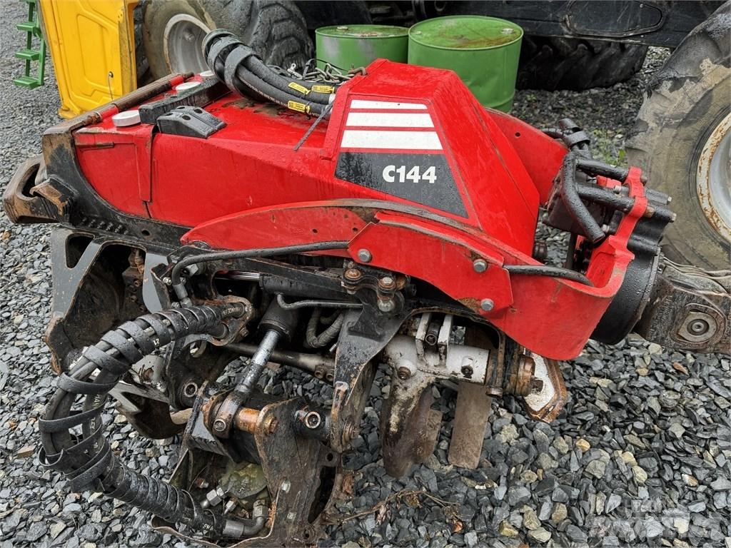 Komatsu C 144 Сучкорезы