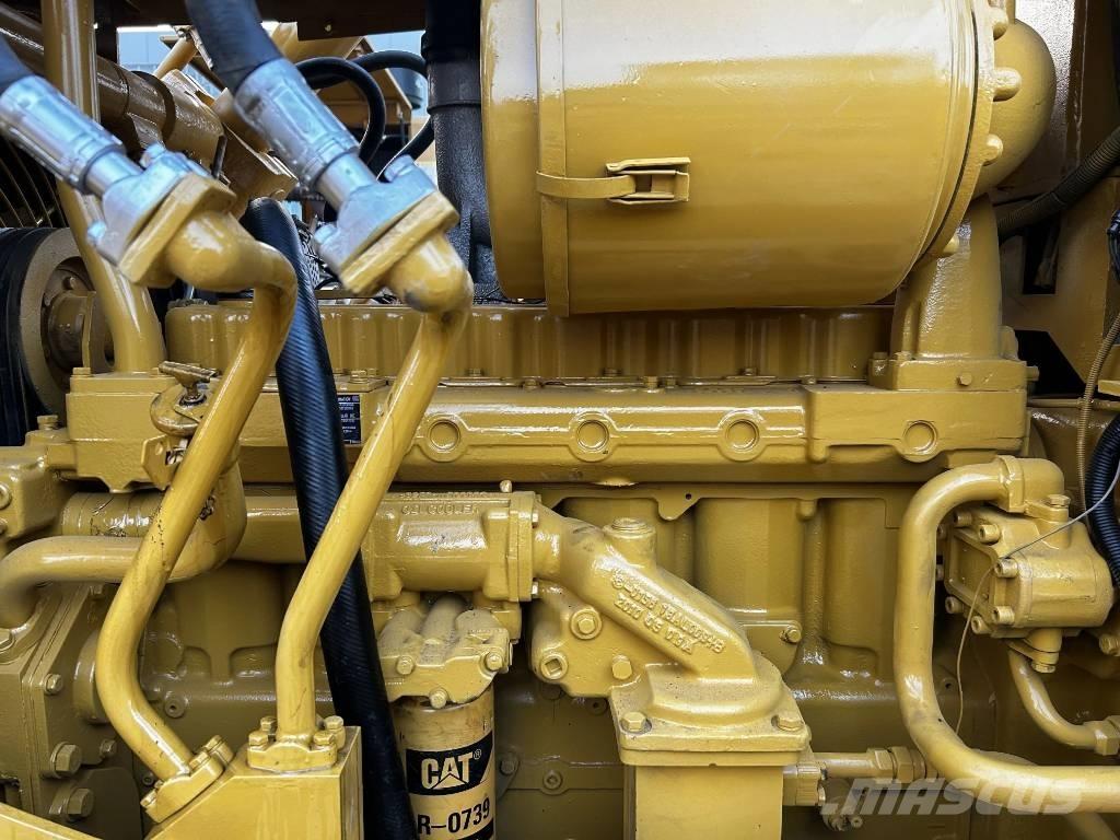 CAT D7G Гусеничные бульдозеры