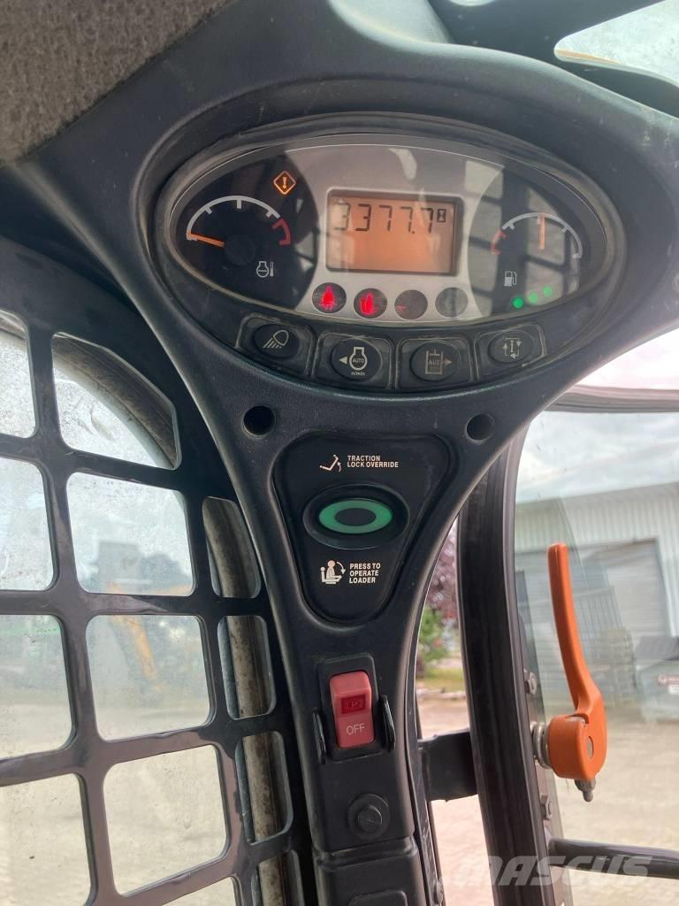 Bobcat T 770 Гусеничные фронтальные погрузчики