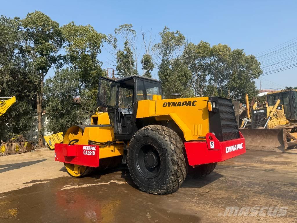 Dynapac CA 251 D Грунтовые катки