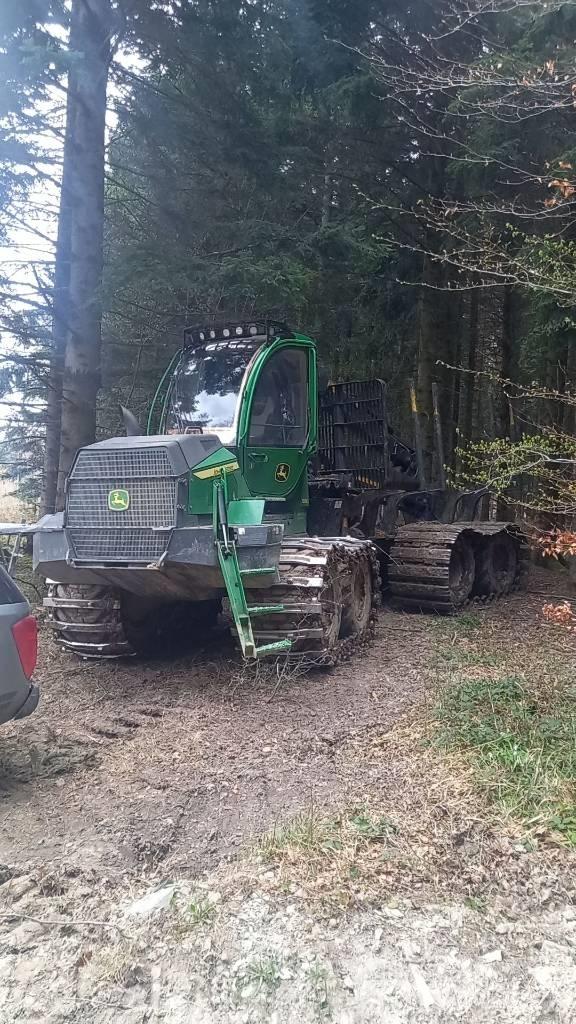 John Deere 1010 G Форвардеры