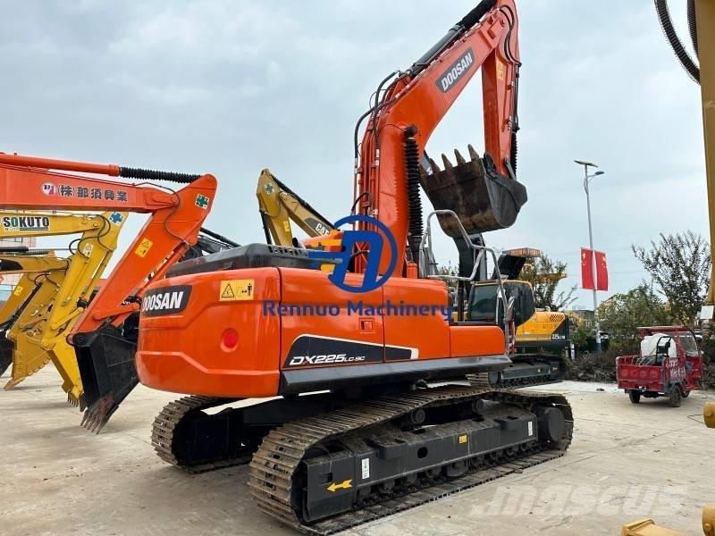 Doosan DX 225 LC-9C Гусеничные экскаваторы