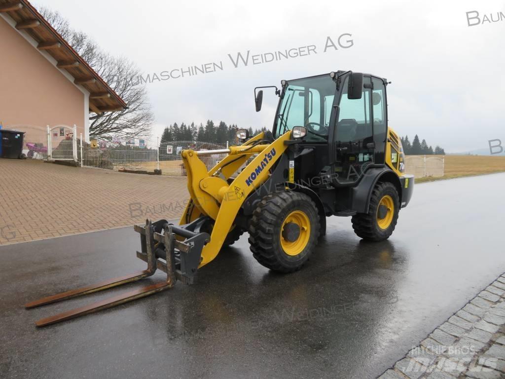 Komatsu WA 70M Фронтальные погрузчики