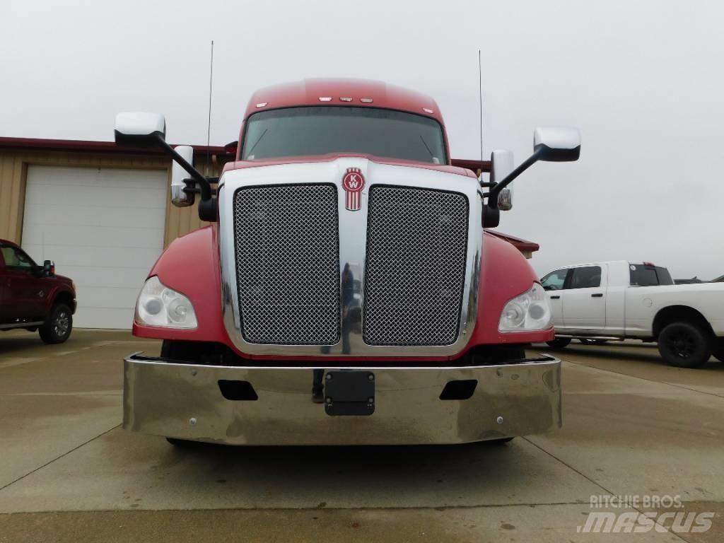 Kenworth T 680 Седельные тягачи