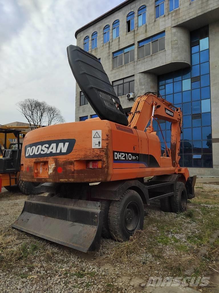 Doosan DH 210 W-7 Колёсные экскаваторы