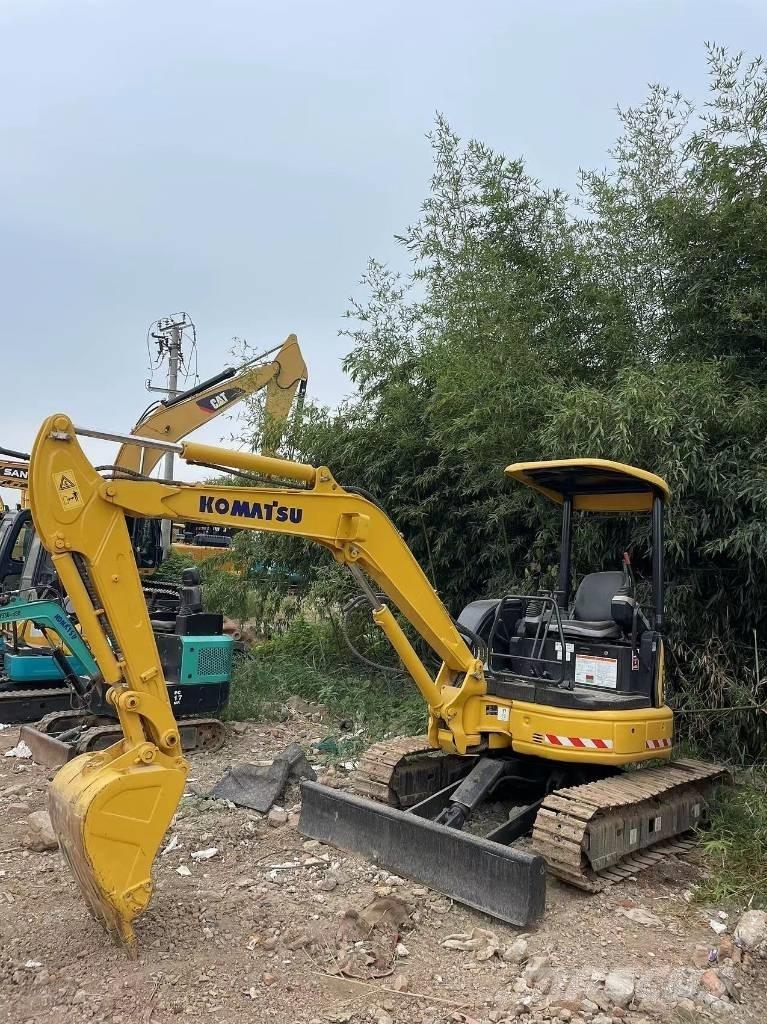 Komatsu PC35 Мини-экскаваторы