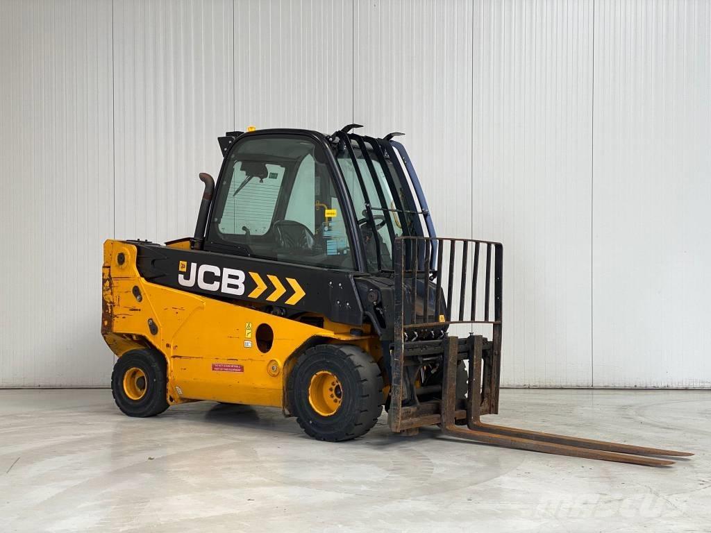JCB TLT30-19D-2WD Дизельные погрузчики
