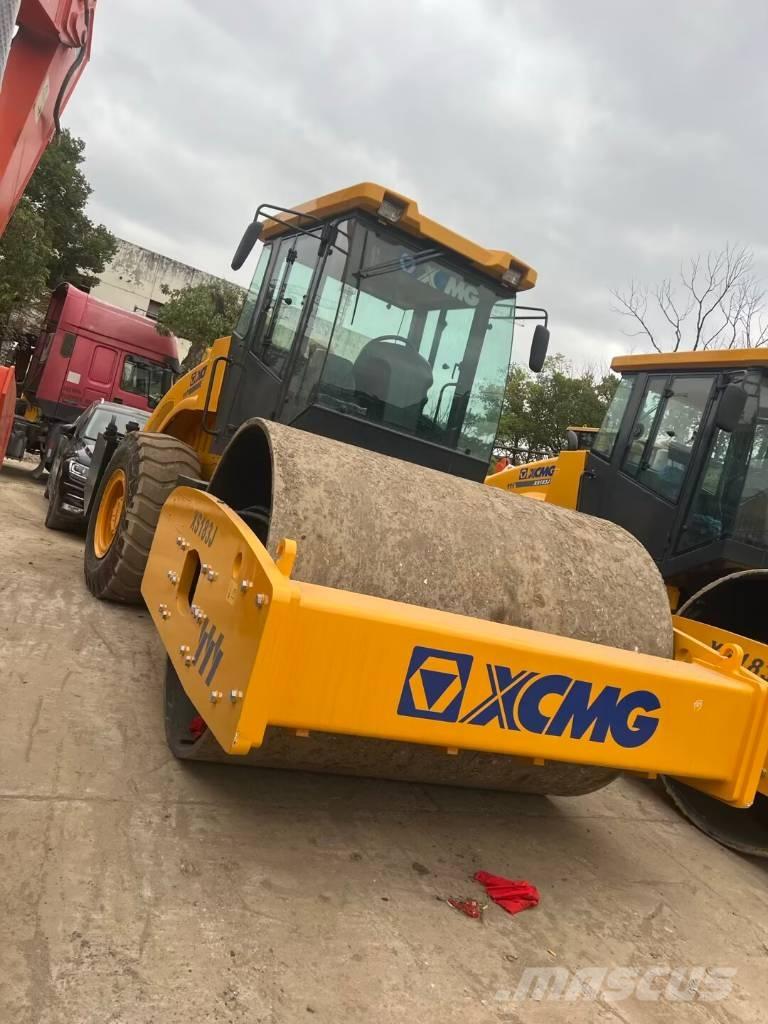 XCMG XS 183 J Грунтовые катки