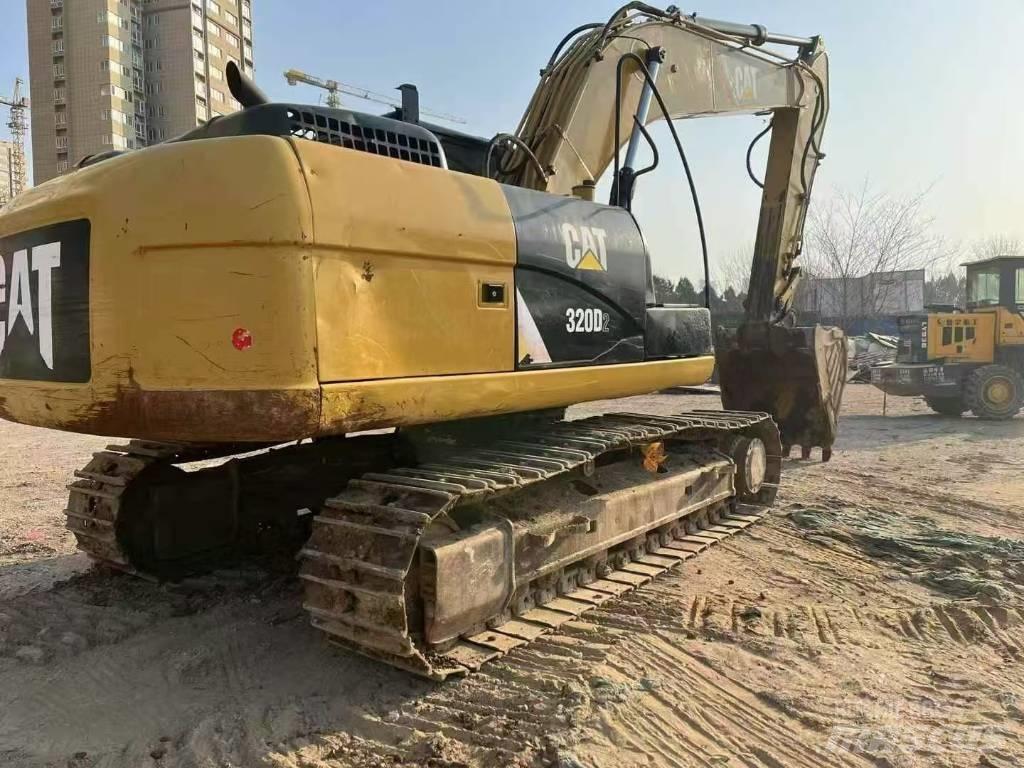 CAT 320 D2 Гусеничные экскаваторы