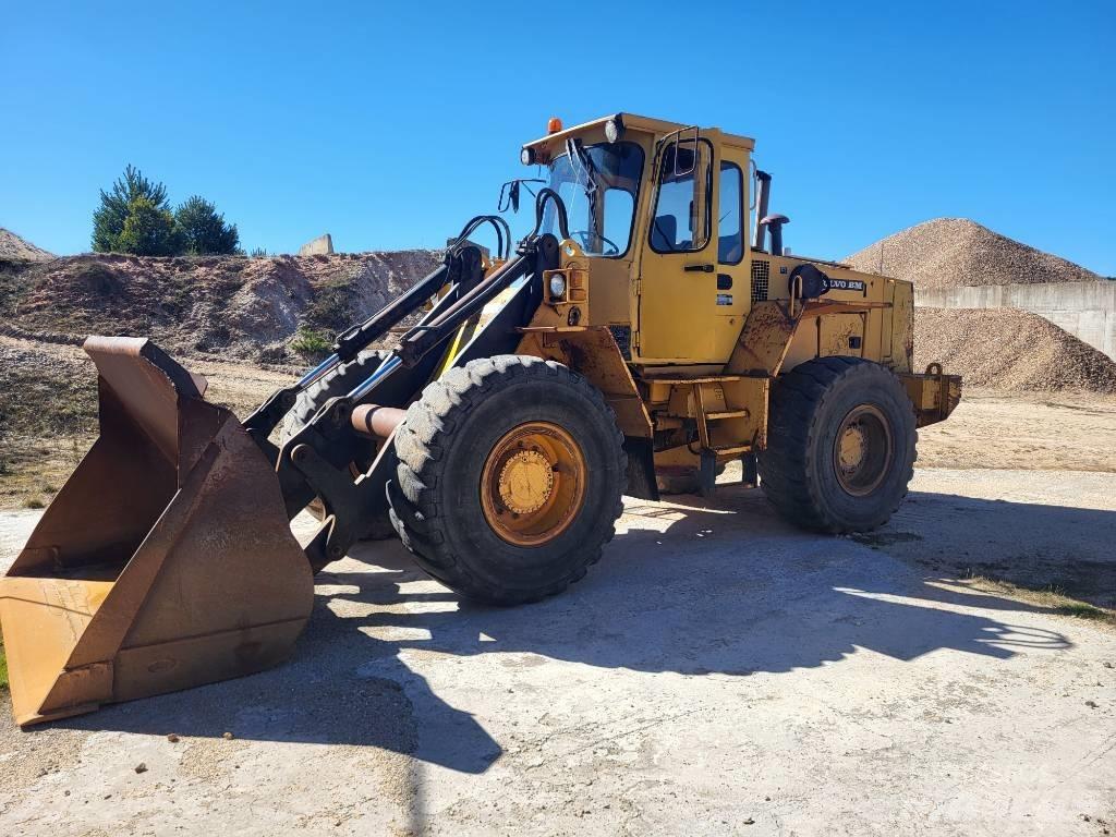  Cargadora volvo L90 Малые погрузчики