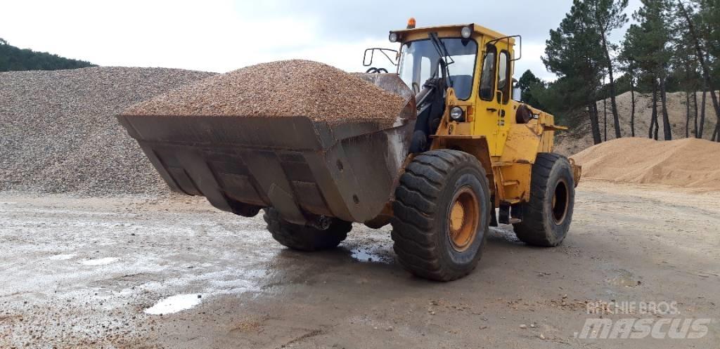  Cargadora volvo L90 Малые погрузчики