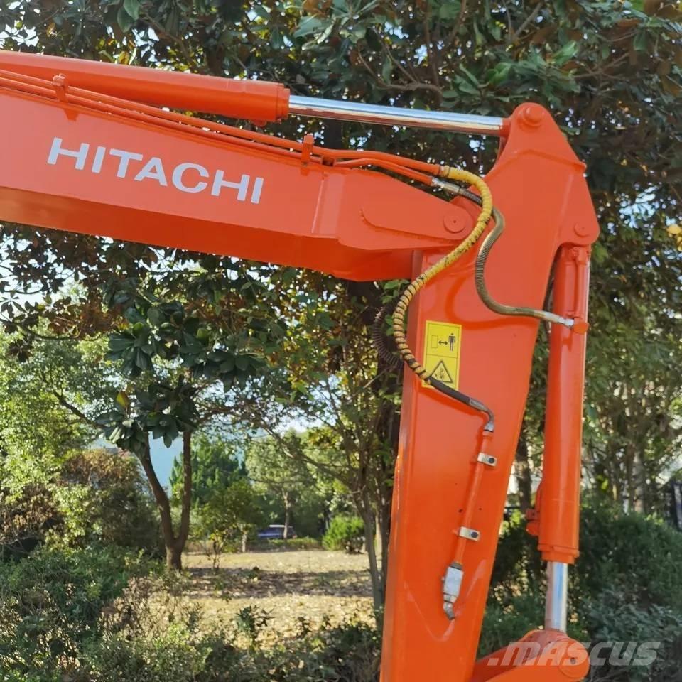 Hitachi ZX70 Малые экскаваторы 7т-12т