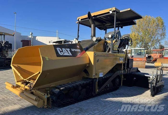 CAT AP 655D Асфальтоукладчики