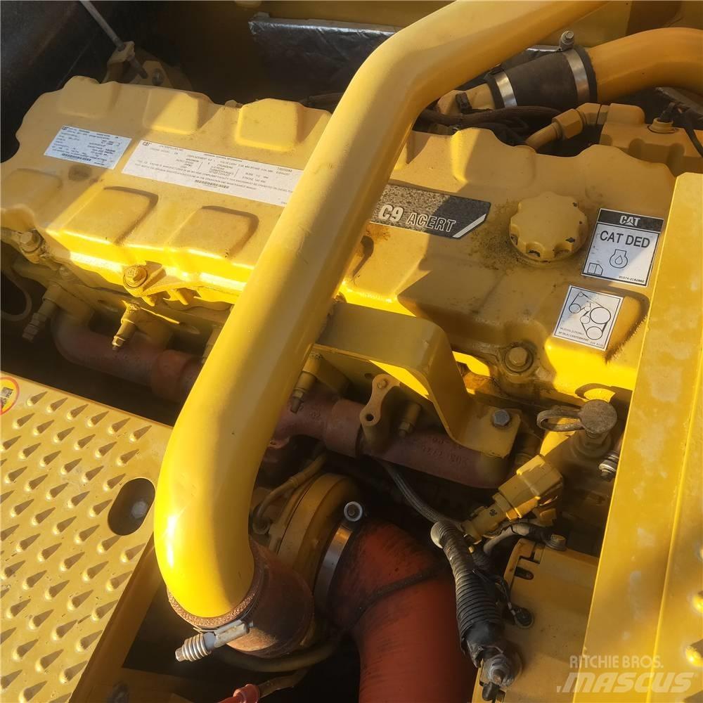 CAT 336D Гусеничные экскаваторы