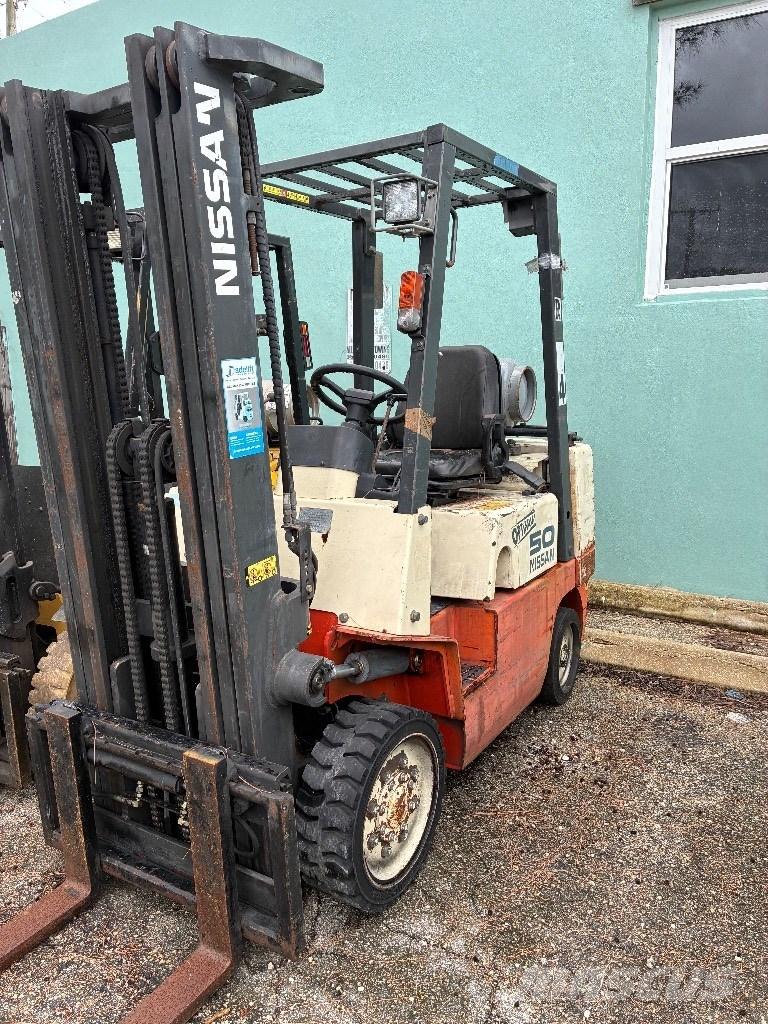 Nissan CP102 A 25 PV Другие складские механизмы