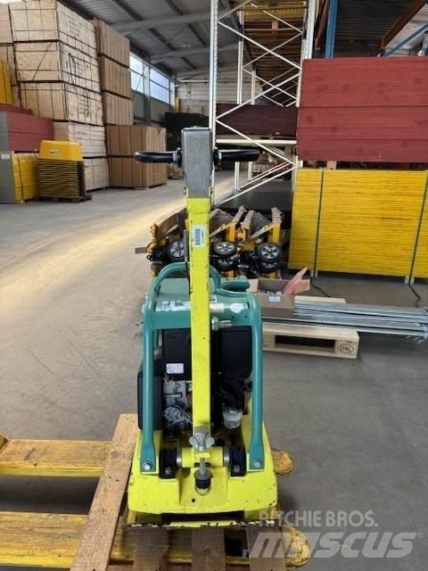 Ammann APR 3020 Виброплиты и вибротрамбовки