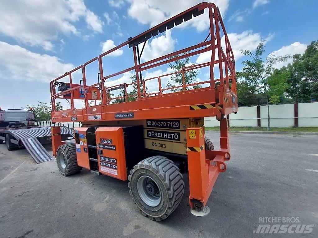 JLG 330 LRT Ножничные подъемники
