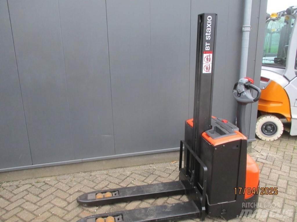 BT SWE 080L Ручные штабелёры с электроподъёмом