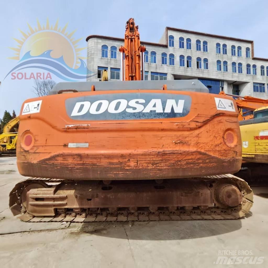 Doosan DX 300 LC Гусеничные экскаваторы