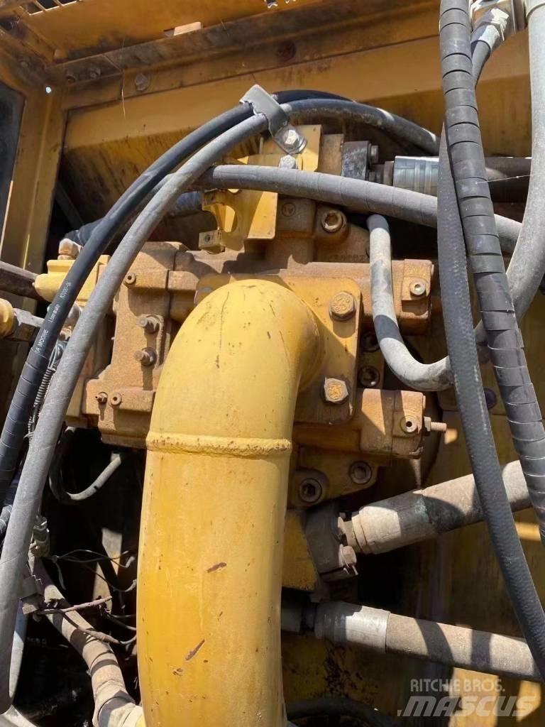 CAT 336 Гусеничные экскаваторы