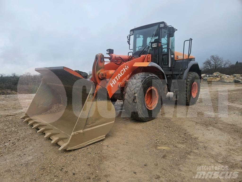 Hitachi ZW 220 Фронтальные погрузчики