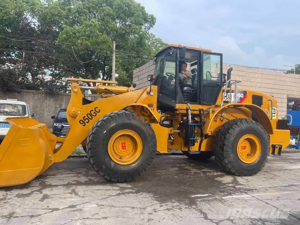 CAT 950 GC Фронтальные погрузчики
