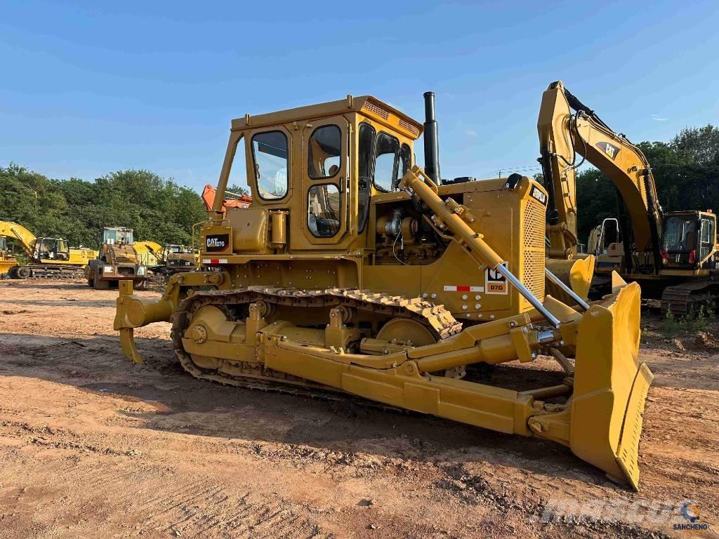 CAT D 7 G Гусеничные бульдозеры