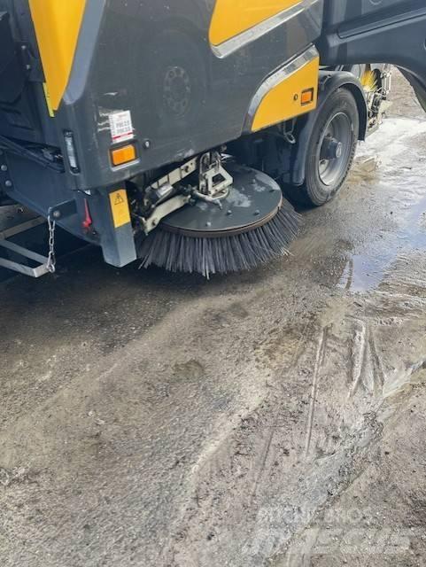 Schmidt Wasa 300+ Вакуумные уборочные машины