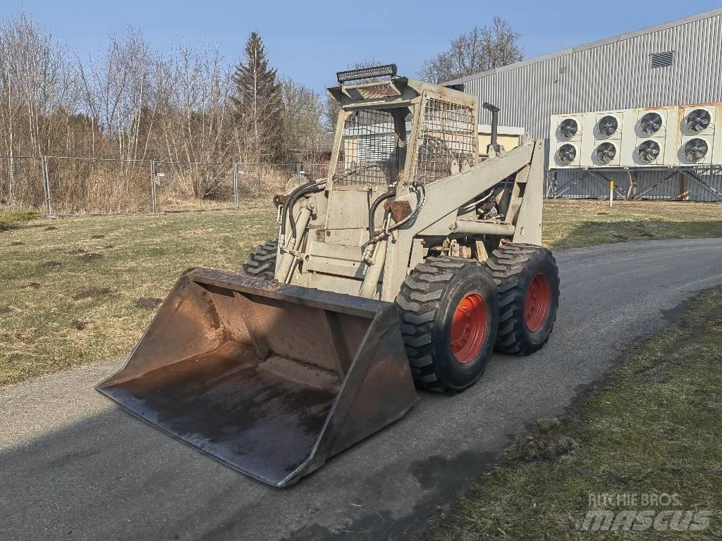 Bobcat M 970 Мини-погрузчики