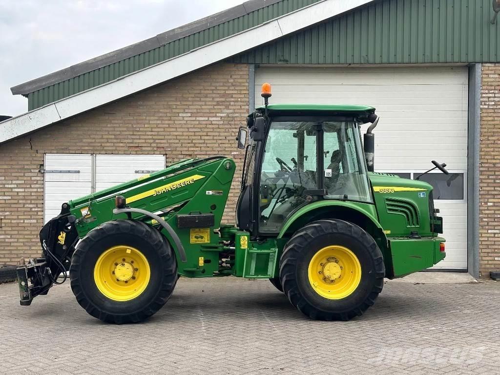John Deere 3800 Телескопические фронтальные погрузчики