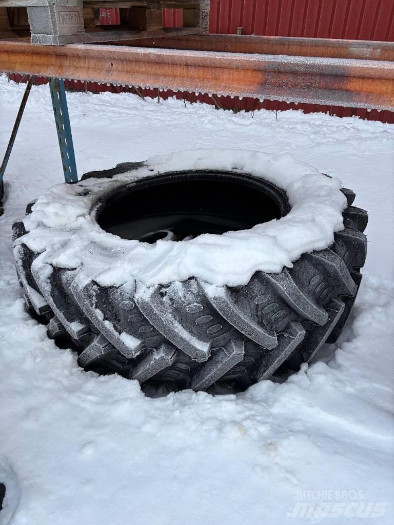 BKT 520/85R38 Шины и колёса