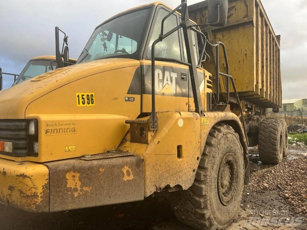 CAT 730 Шарнирно-сочленённые самосвалы