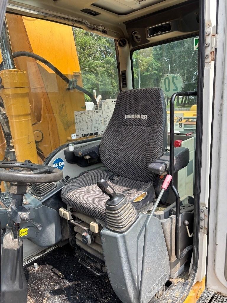 Liebherr A316 Колёсные экскаваторы