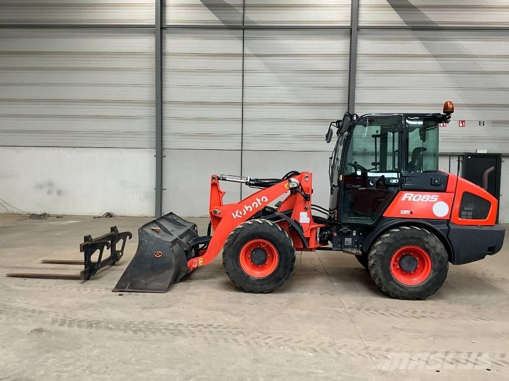 Kubota R 085 Фронтальные погрузчики