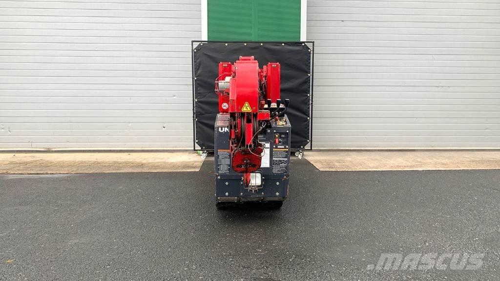 Unic URW 295 Мини-краны