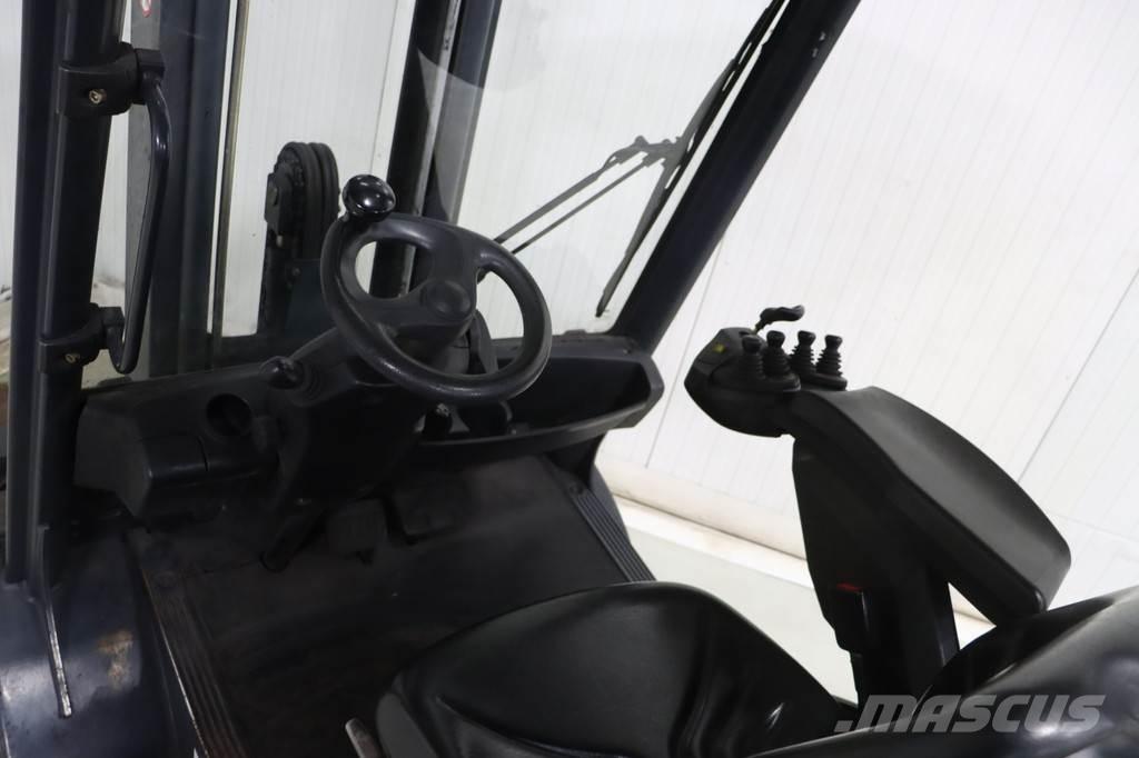Linde H30D Дизельные погрузчики