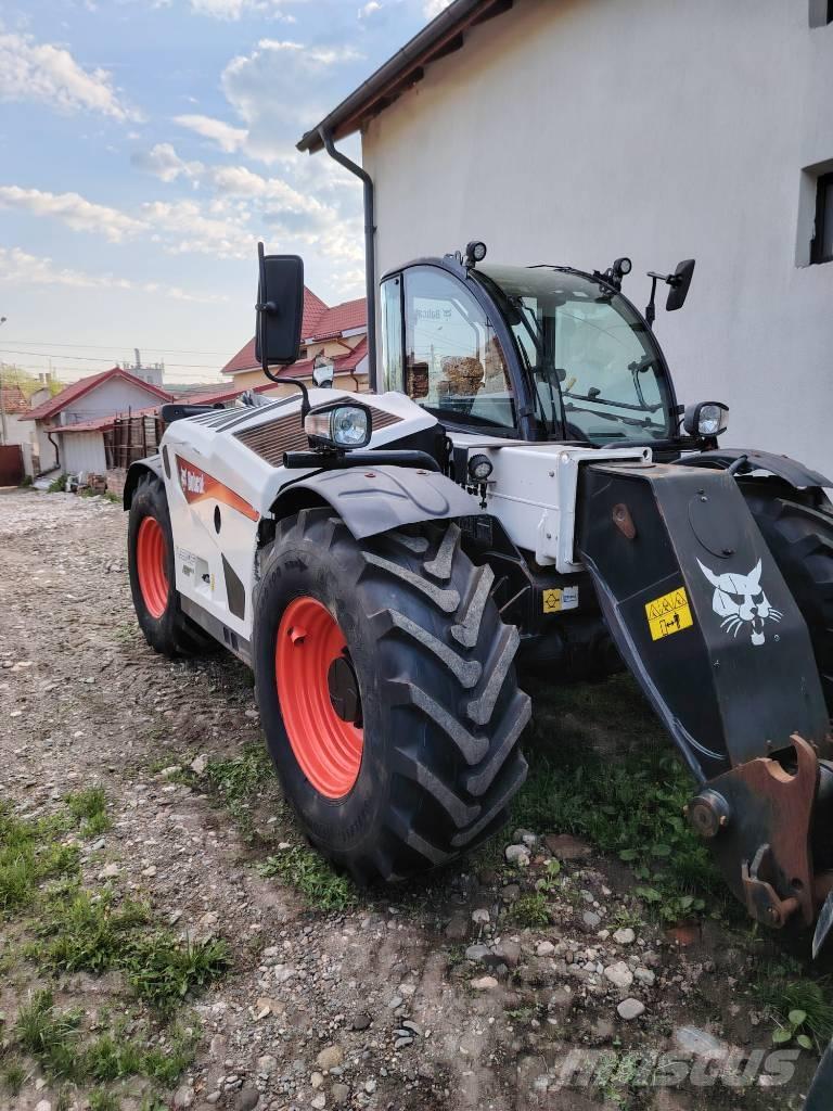 Bobcat TL 38.70 Agri Телескопические погрузчики