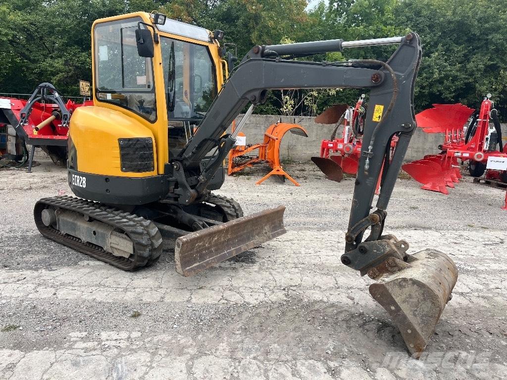 Volvo ECR 28 Мини-экскаваторы